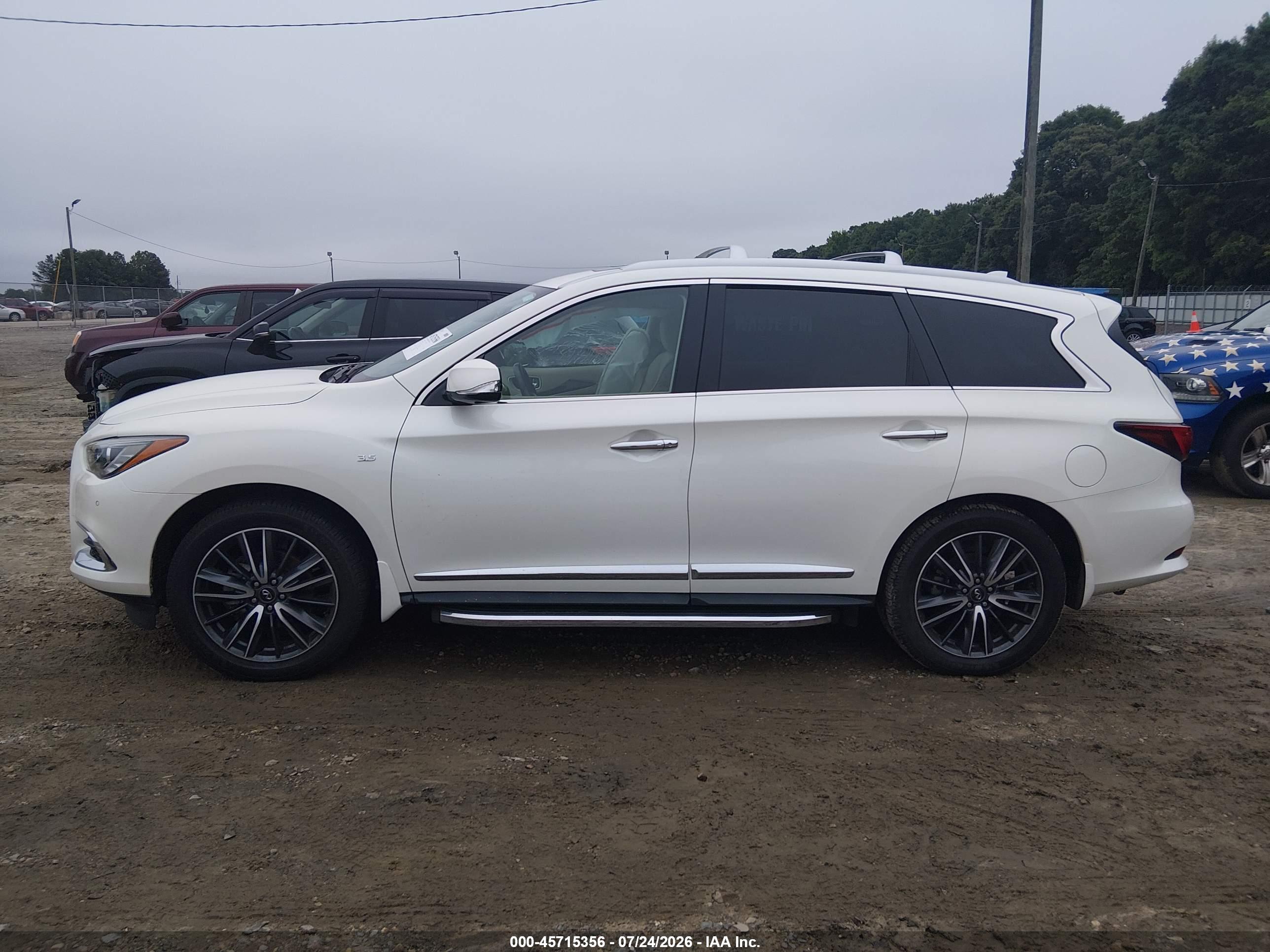 2020 INFINITI QX60 LUXE