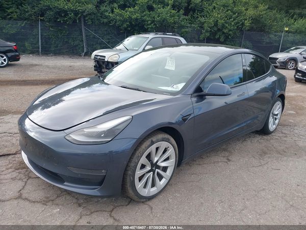 2022 TESLA MODEL 3 — I2