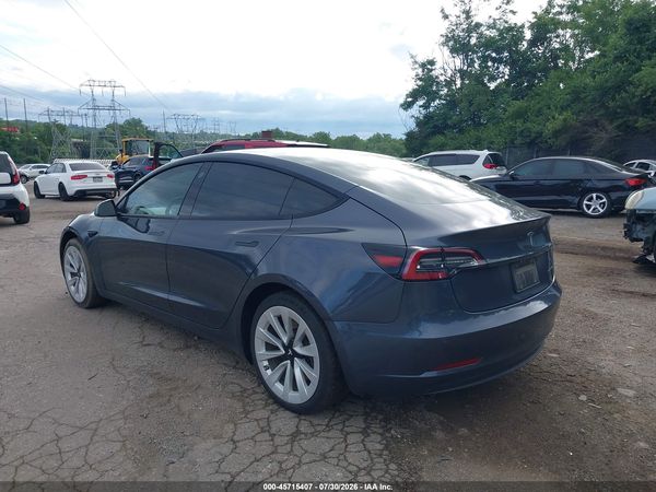 2022 TESLA MODEL 3 — I3