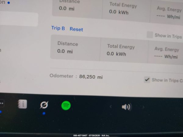 2022 TESLA MODEL 3 — I7