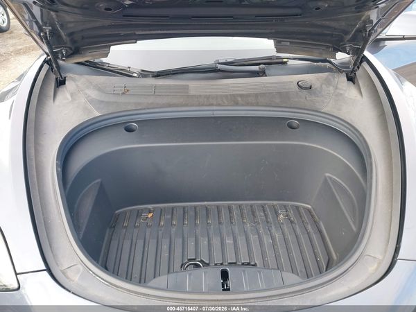 2022 TESLA MODEL 3 — I10