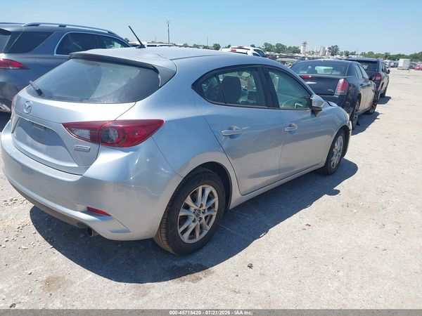 2017 MAZDA MAZDA3 SPORT