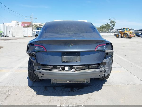 2022 TESLA MODEL 3 REAR-WHEEL DRIVE