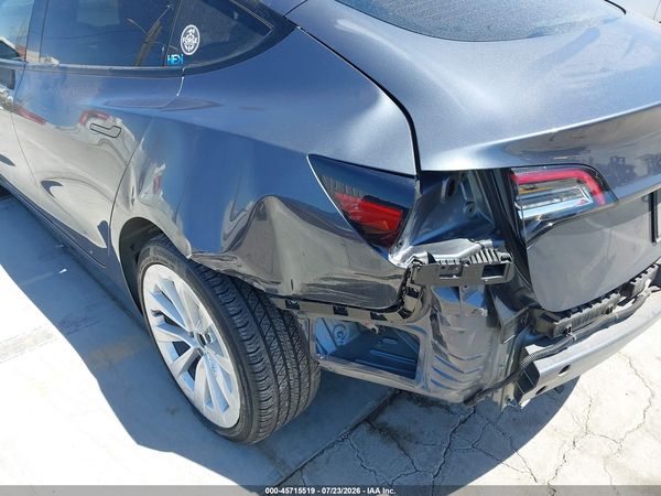 2022 TESLA MODEL 3 REAR-WHEEL DRIVE