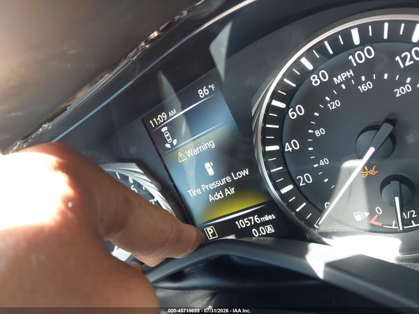 2024 INFINITI Q50 LUXE