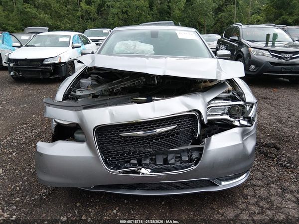2015 CHRYSLER 300 LIMITED