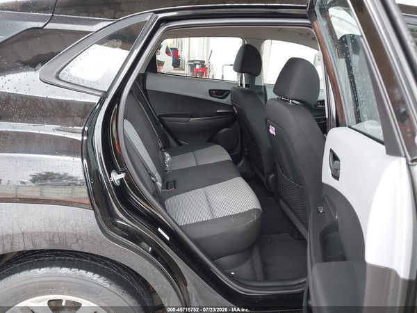 2021 HYUNDAI KONA SE
