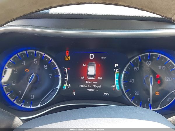 2017 CHRYSLER PACIFICA LIMITED