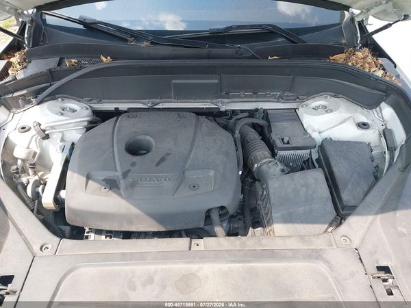 2018 VOLVO XC90 T6 MOMENTUM