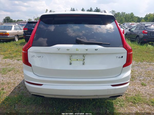 2018 VOLVO XC90 T6 MOMENTUM