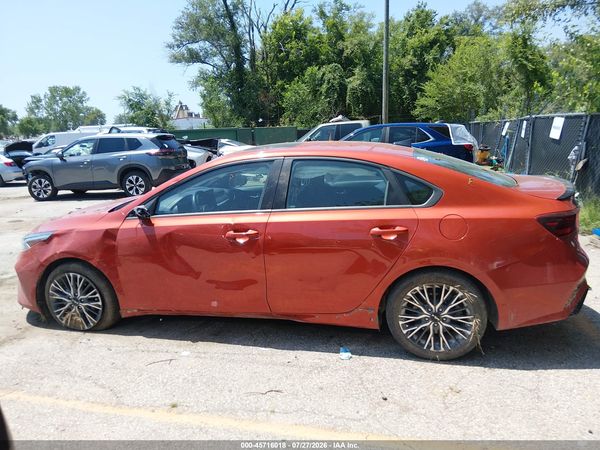 2024 KIA FORTE GT-LINE