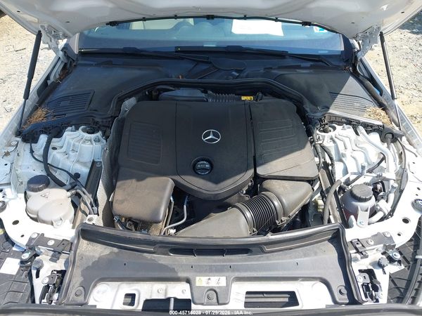 2024 MERCEDES-BENZ C 300