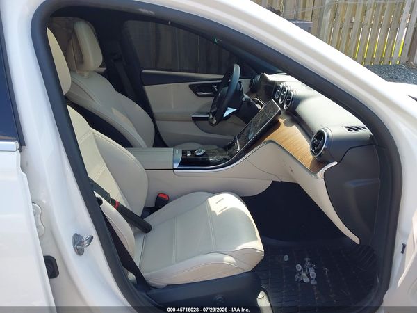 2024 MERCEDES-BENZ C 300