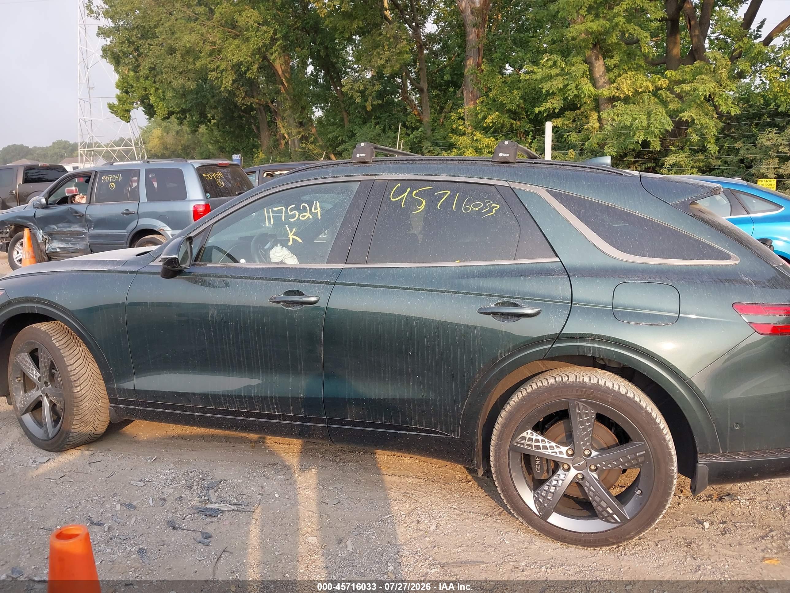 2023 GENESIS GV70 2.5T AWD
