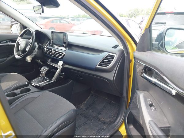 2023 KIA SELTOS S