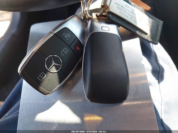 2019 MERCEDES-BENZ C 300 C300 — I11
