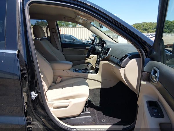 2018 JEEP GRAND CHEROKEE LAREDO E 4X4