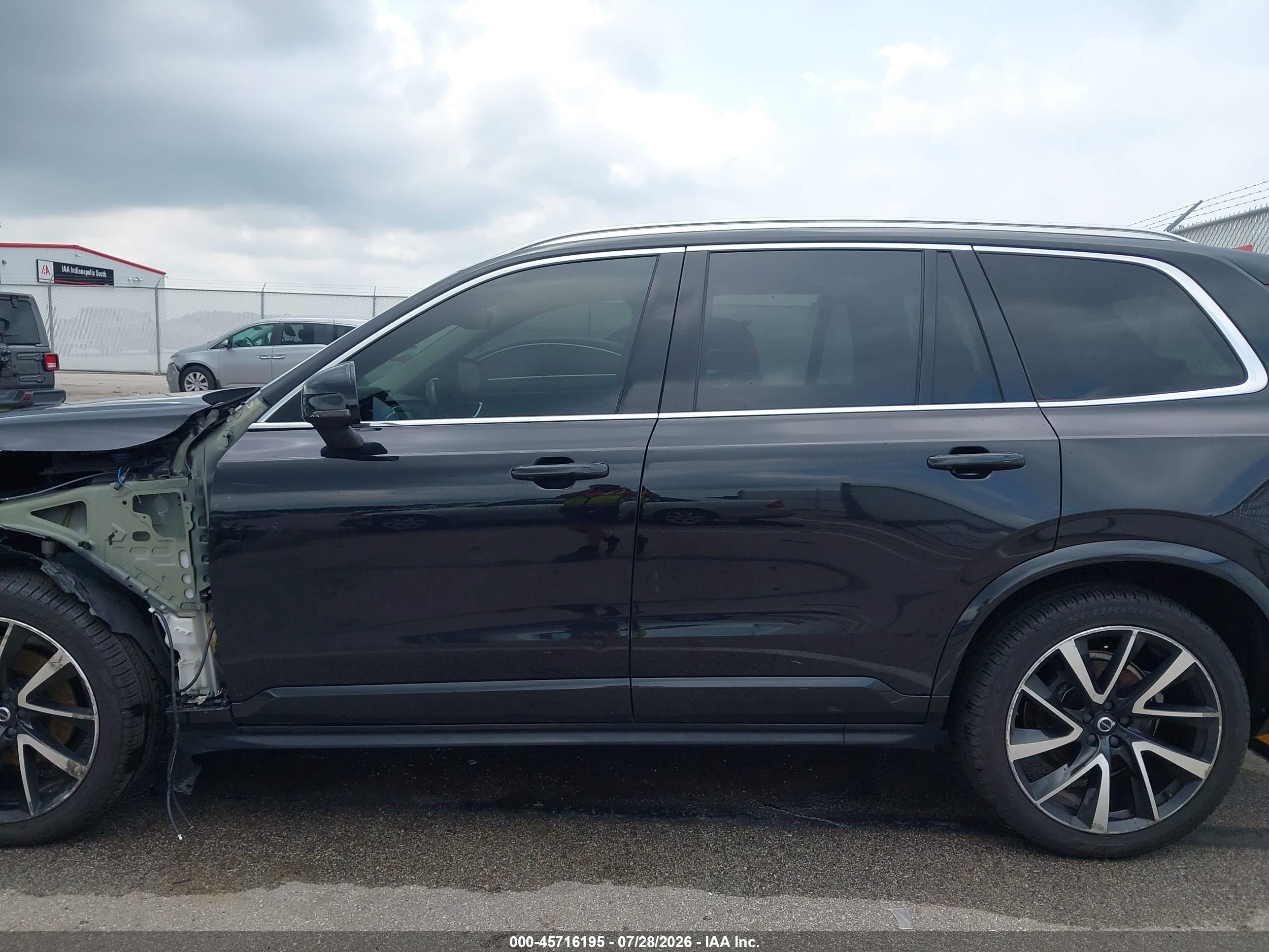 2020 VOLVO XC90 T6 MOMENTUM 7 PASSENGER