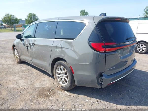 2023 CHRYSLER PACIFICA TOURING L — I3
