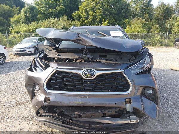 2024 TOYOTA HIGHLANDER PLATINUM