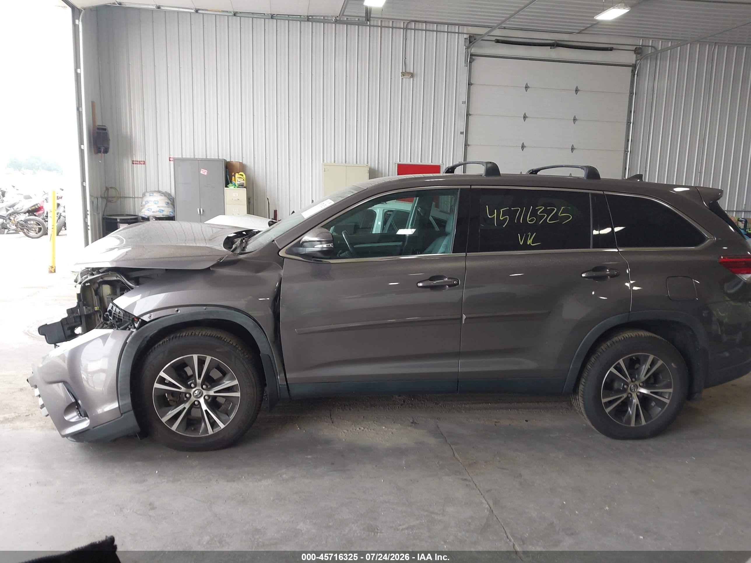 2019 TOYOTA HIGHLANDER LE PLUS
