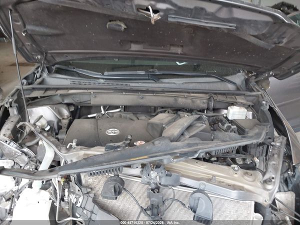 2019 TOYOTA HIGHLANDER LE PLUS