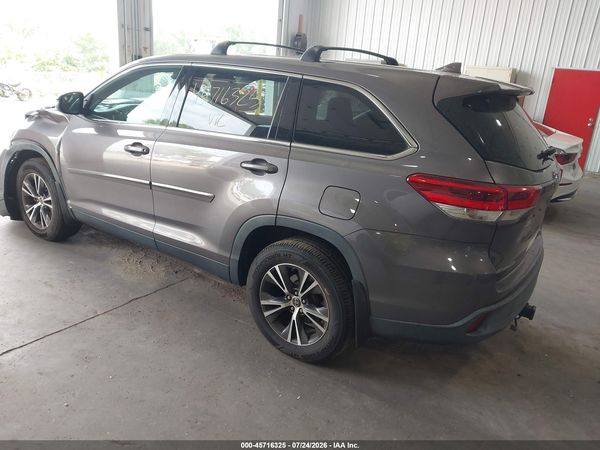 2019 TOYOTA HIGHLANDER LE PLUS