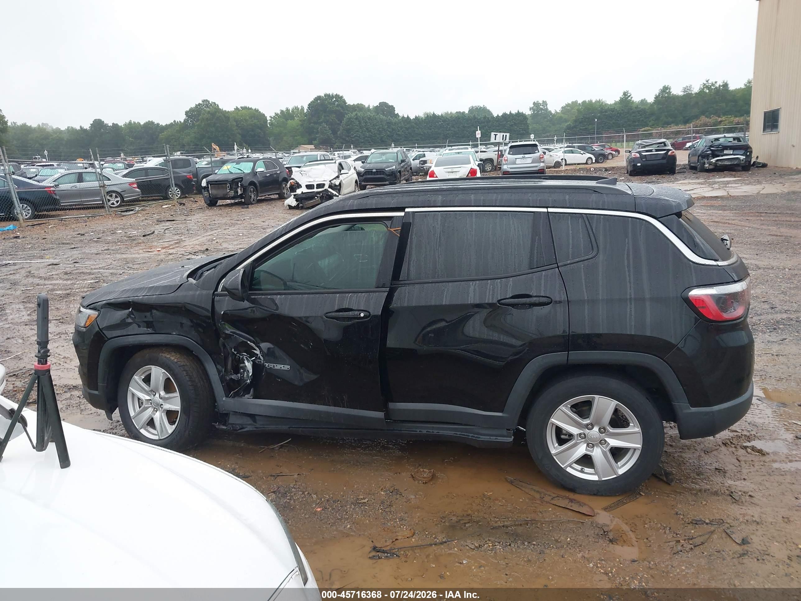 2022 JEEP COMPASS LATITUDE FWD