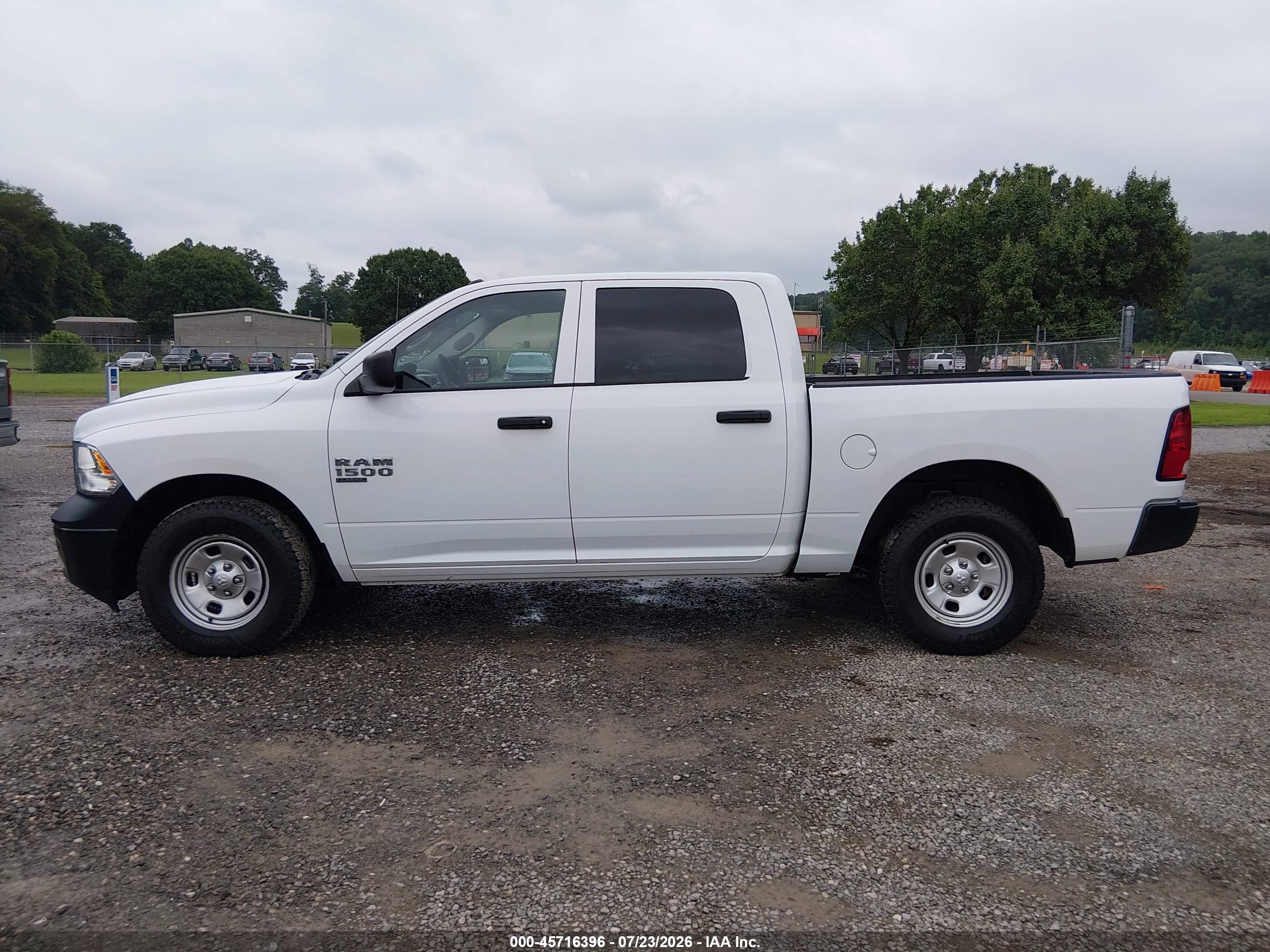 2020 RAM 1500 CLASSIC TRADESMAN  4X4 5'7 BOX