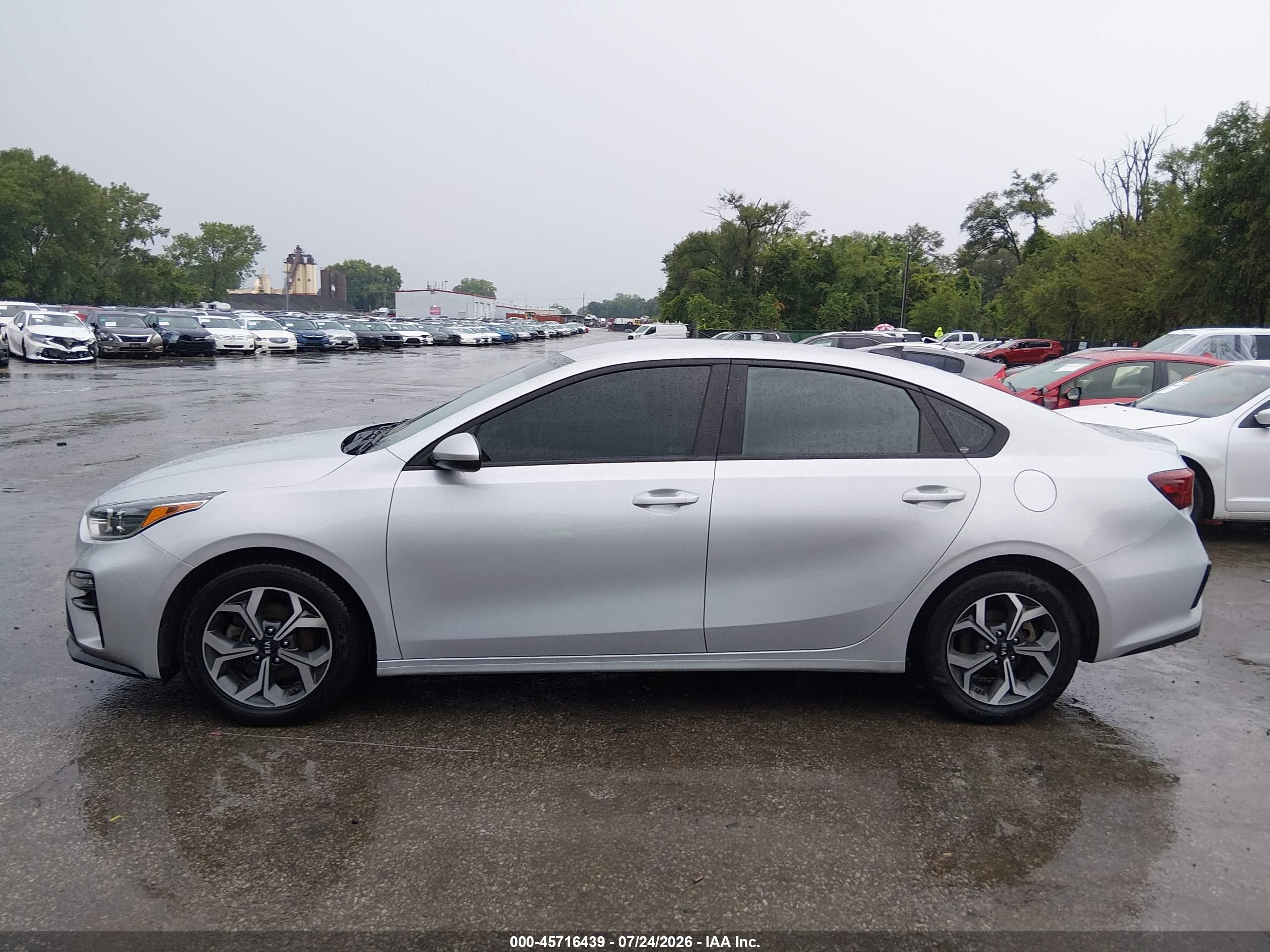 2021 KIA FORTE LXS