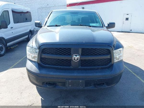 2017 RAM 1500 TRADESMAN  4X4 5'7 BOX