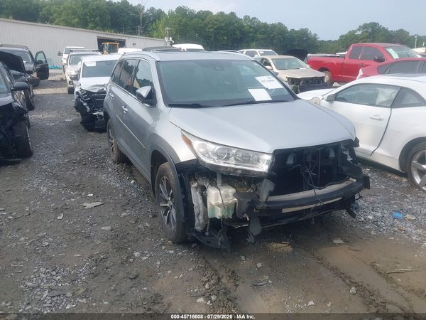 2017 TOYOTA HIGHLANDER XLE