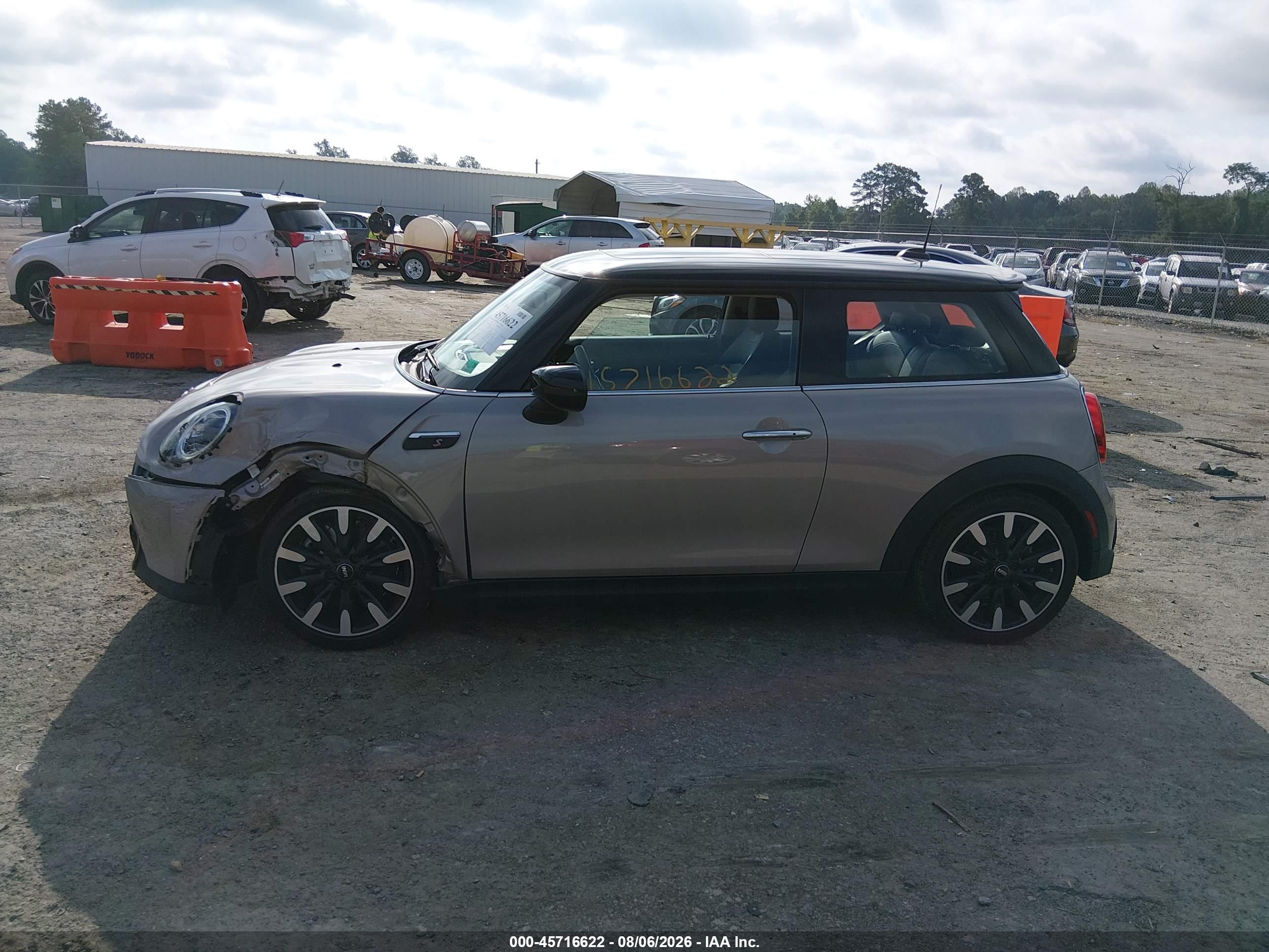 2024 MINI HARDTOP COOPER S