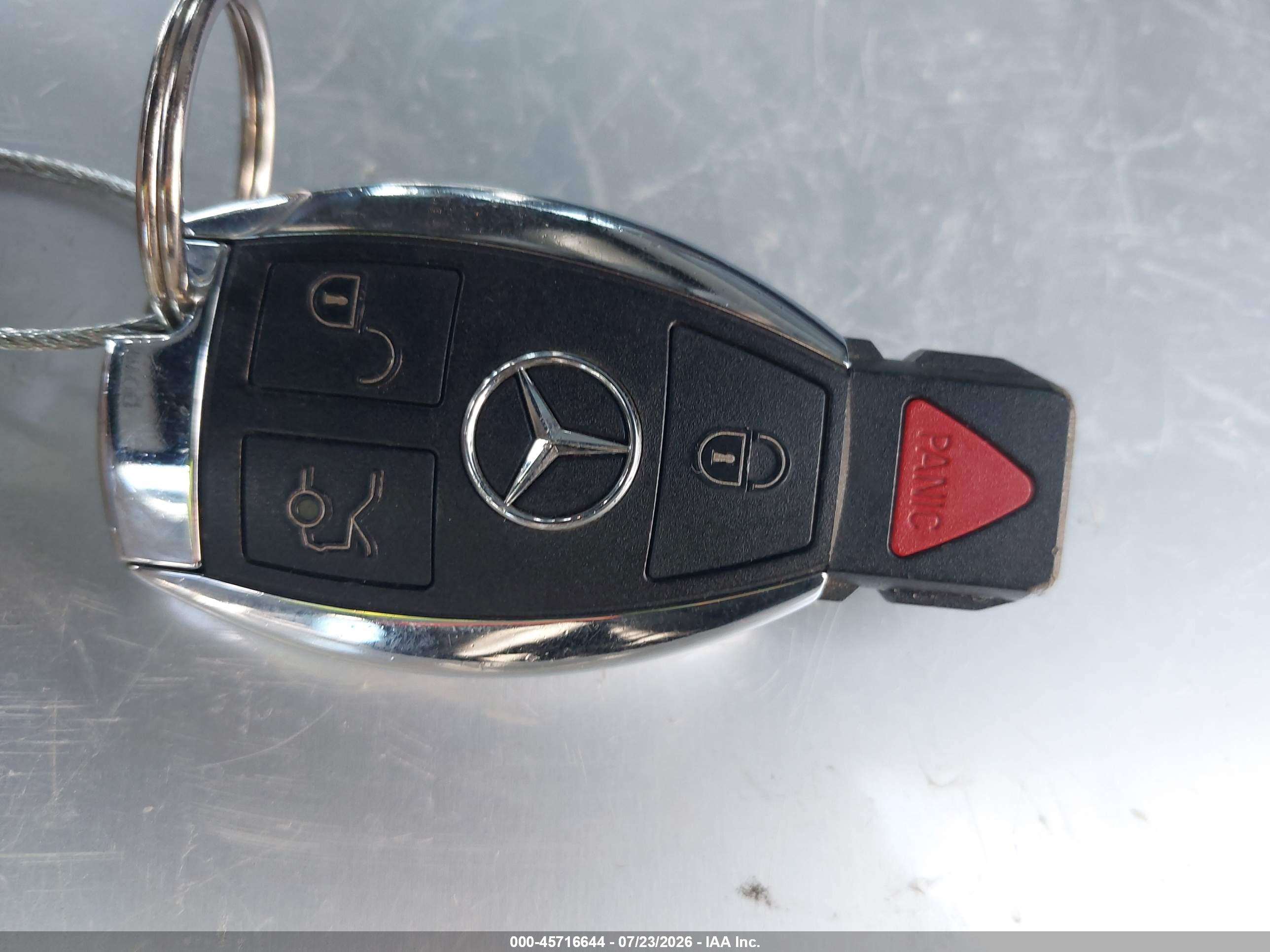2016 MERCEDES-BENZ GLA 250 4MATIC