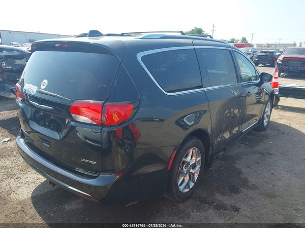 2017 CHRYSLER PACIFICA LIMITED — I4