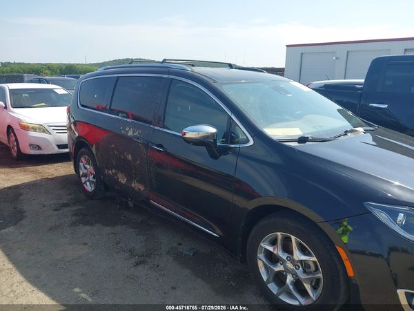 2017 CHRYSLER PACIFICA LIMITED — I6