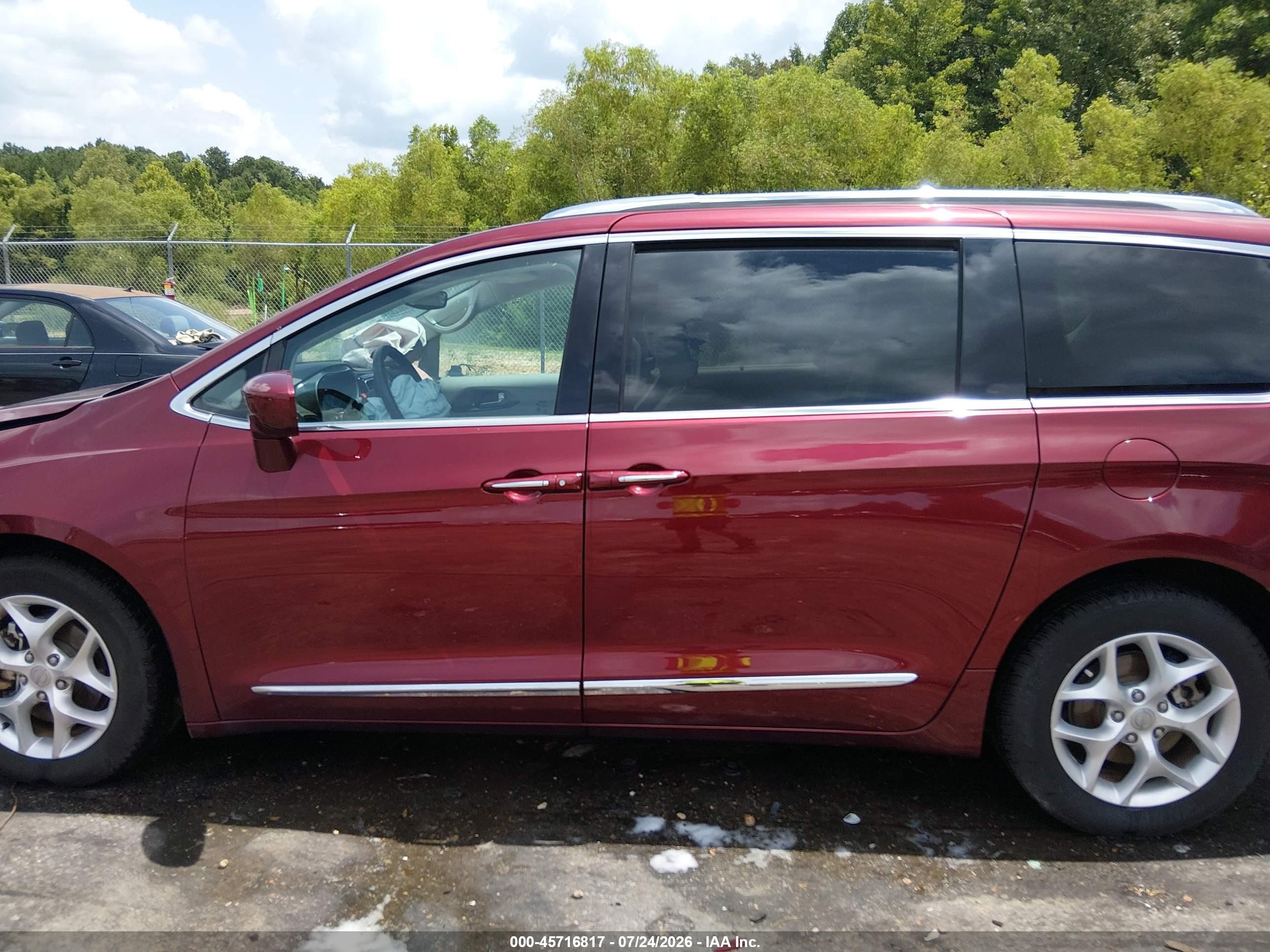 2017 CHRYSLER PACIFICA TOURING-L PLUS