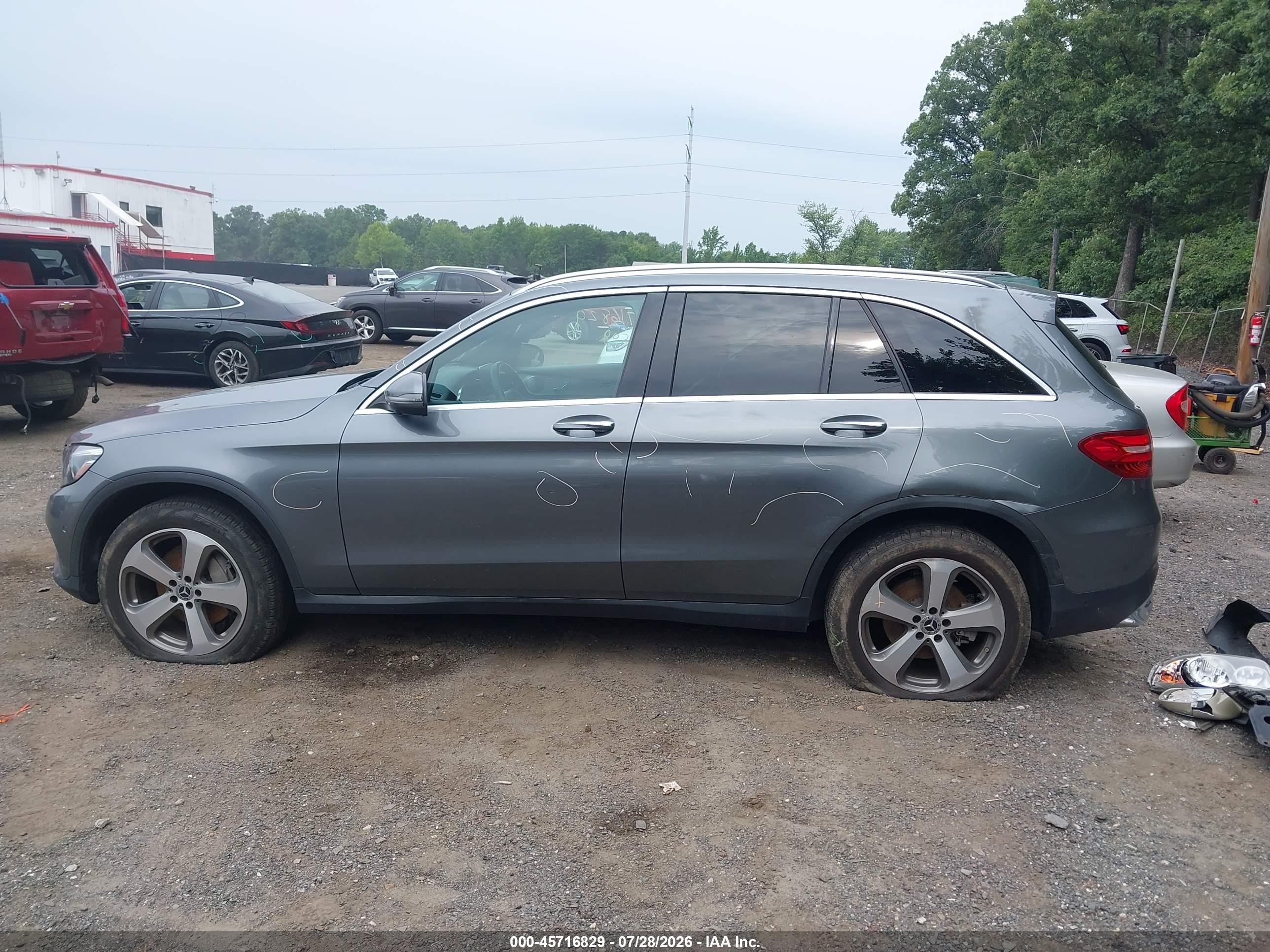 2019 MERCEDES-BENZ GLC 300 4MATIC