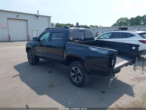 2018 TOYOTA TACOMA TRD SPORT
