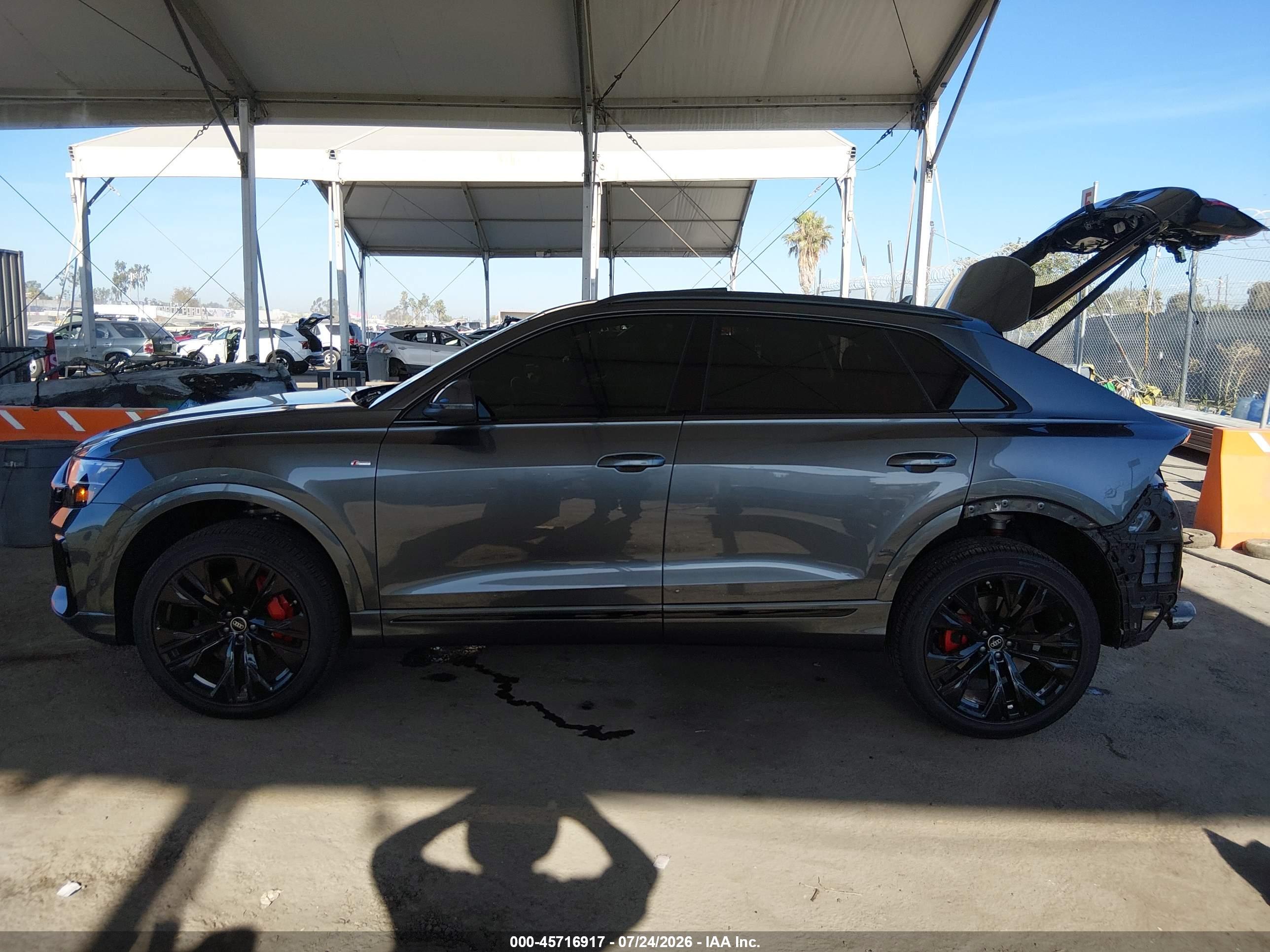2025 AUDI Q8