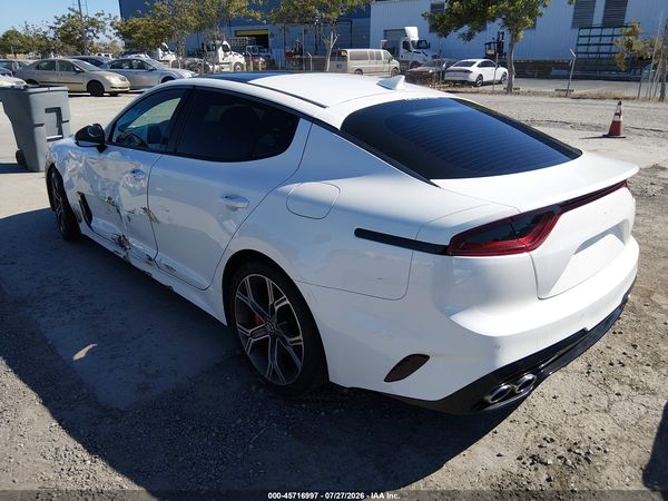 2018 KIA STINGER GT2
