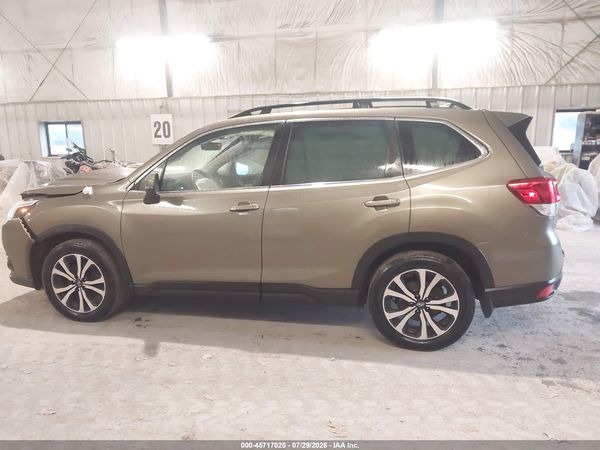 2022 SUBARU FORESTER LIMITED — I117