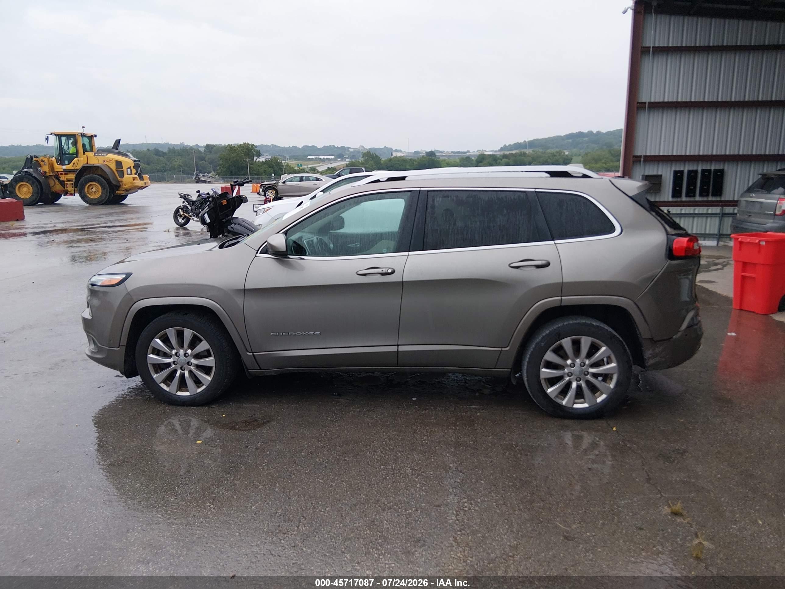 2017 JEEP CHEROKEE OVERLAND