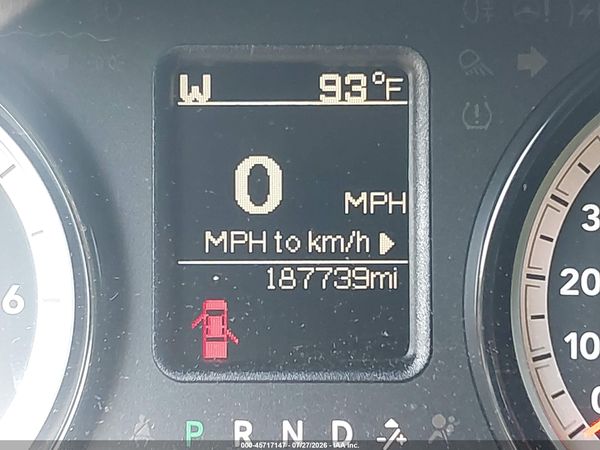 2017 RAM 1500 EXPRESS  4X4 6'4 BOX