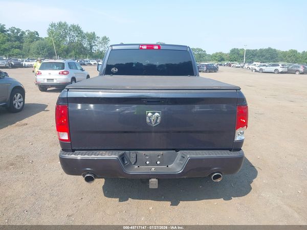 2017 RAM 1500 EXPRESS  4X4 6'4 BOX