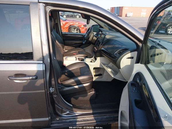 2018 DODGE GRAND CARAVAN SXT — I5