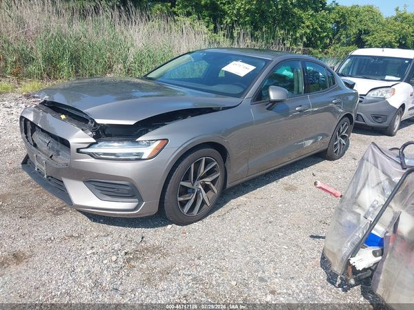 2019 VOLVO S60 T6 MOMENTUM