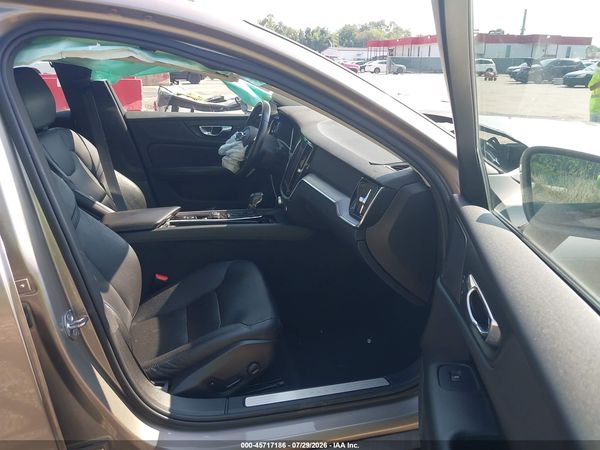 2019 VOLVO S60 T6 MOMENTUM