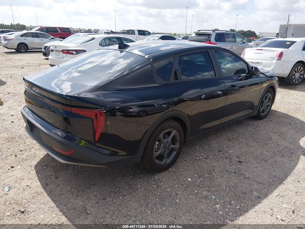 2025 KIA K4 LXS