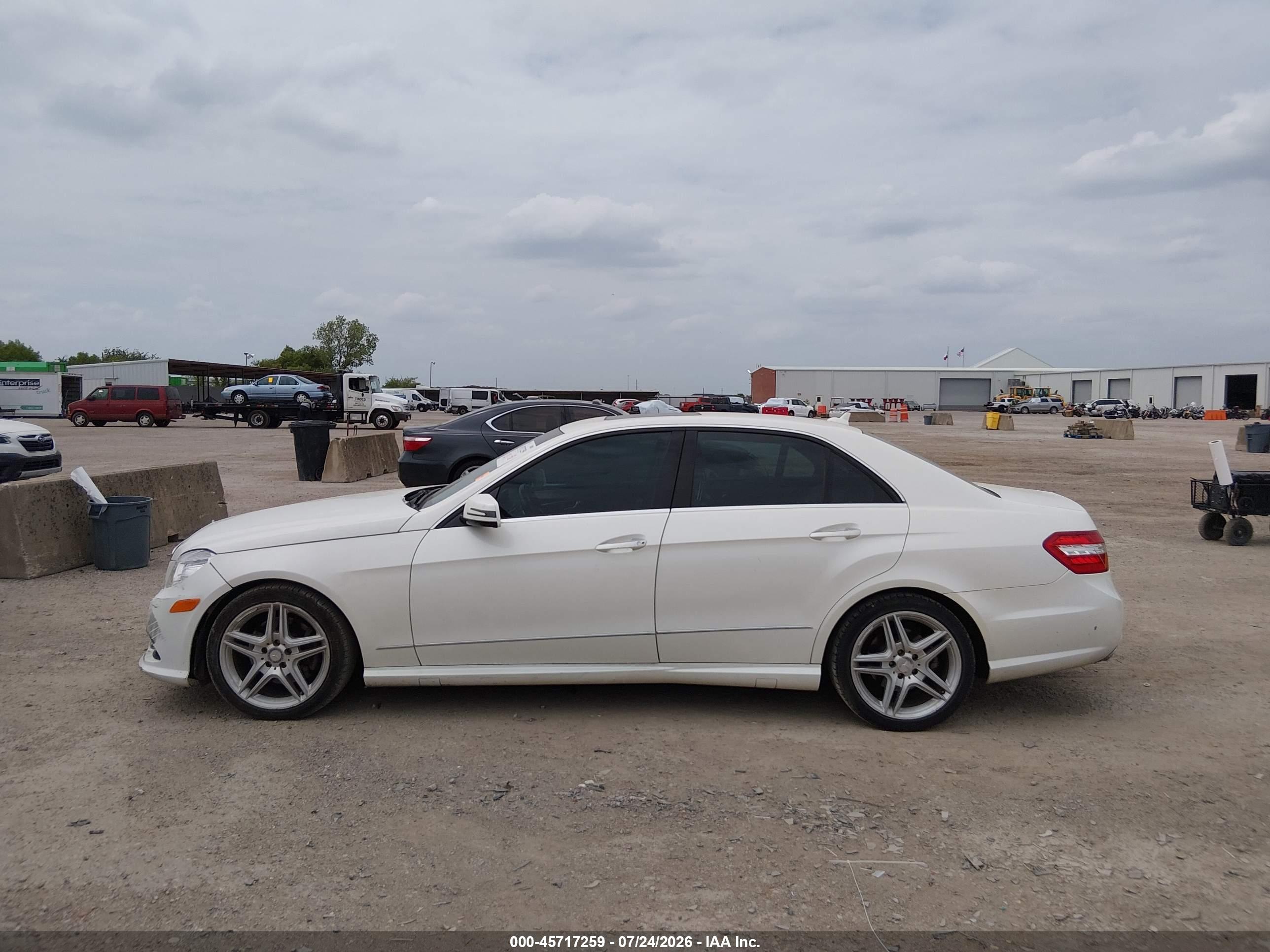 2013 MERCEDES-BENZ E 350 4MATIC
